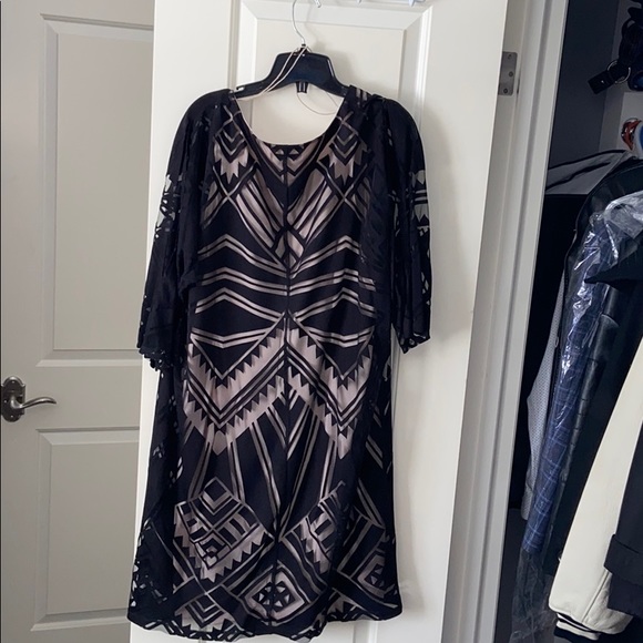 Dress - Picture 3 of 5